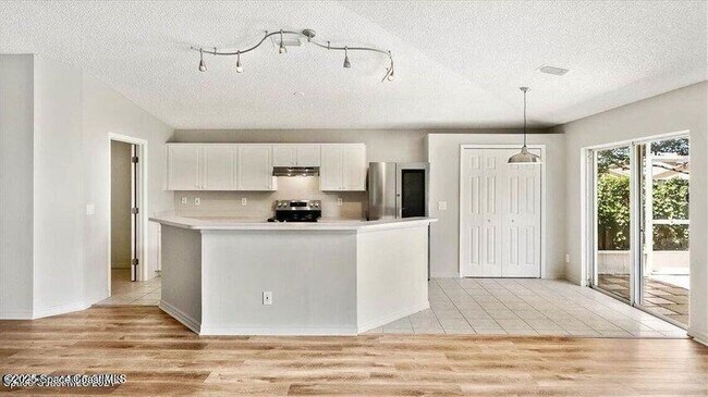 Foto del edificio - 1531 Talamore Ln