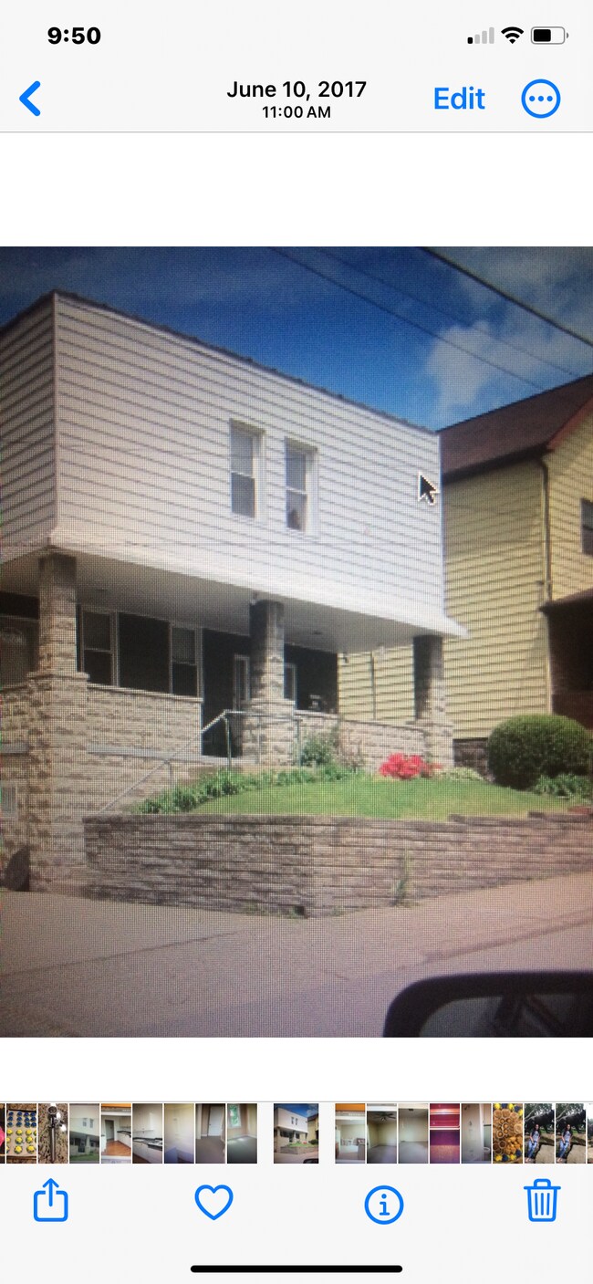 Frente de la casa - 805 Flemington St