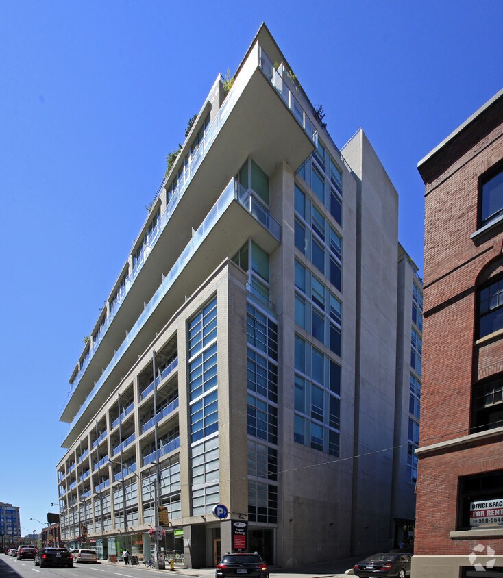 Primary Photo - District Lofts