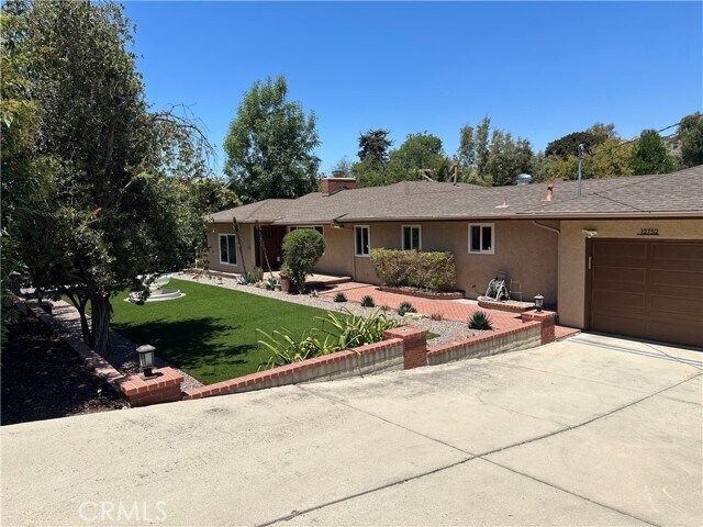 Foto del edificio - 12752 Barrett Ln