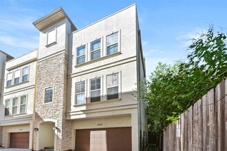 Building Photo - 5226 Kiam St