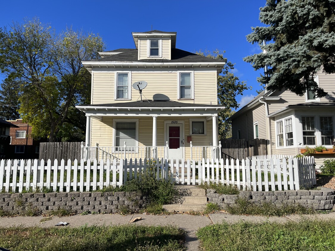 Front of House - 1535 Sherburne Ave