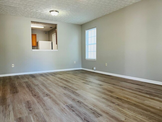 Building Photo - 105 Granite St