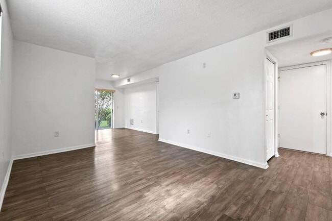 Building Photo - 3780 N Jog Rd