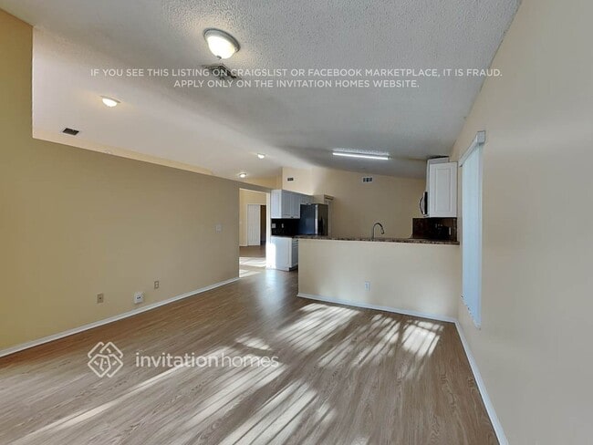 Foto del edificio - 18206 SW 4th St