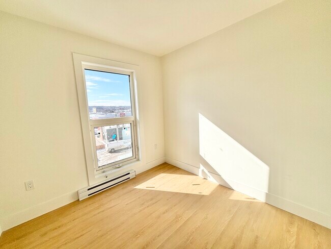 Photo du bâtiment - 124 Wallace Ave