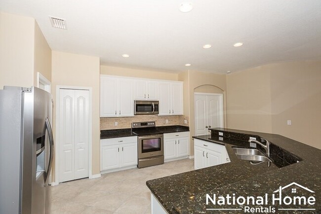 Building Photo - Marvelous Home in Spring Hill, Florida!