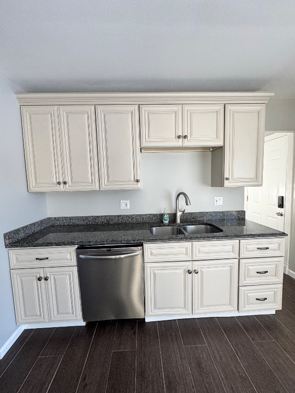 Photo - 1490 Highland Blvd House