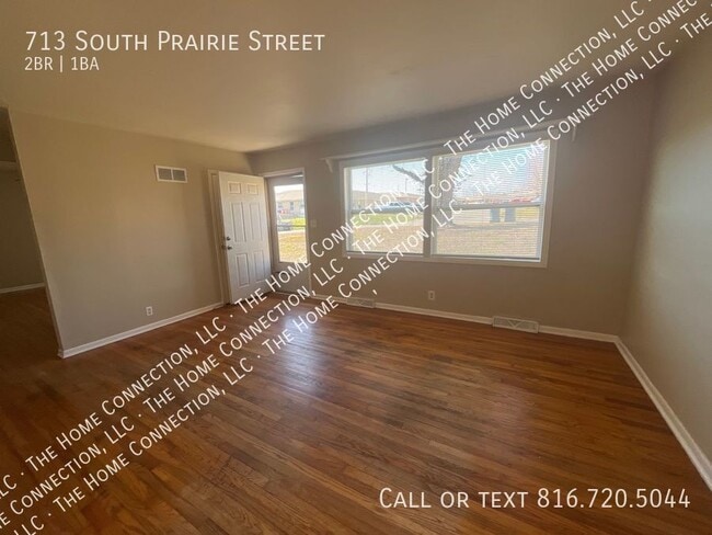 Building Photo - 713 S Prairie St