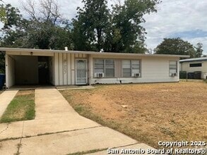 Building Photo - 207 Pinehurst Blvd