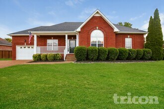 Building Photo - 204 Cheyenne Dr