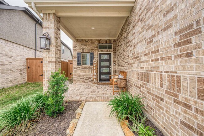 Foto del edificio - 23611 Blackhaw Blossom Ln