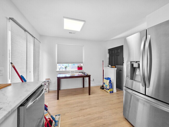 Foto del edificio - Charming 3 beds 2 baths in Denver!