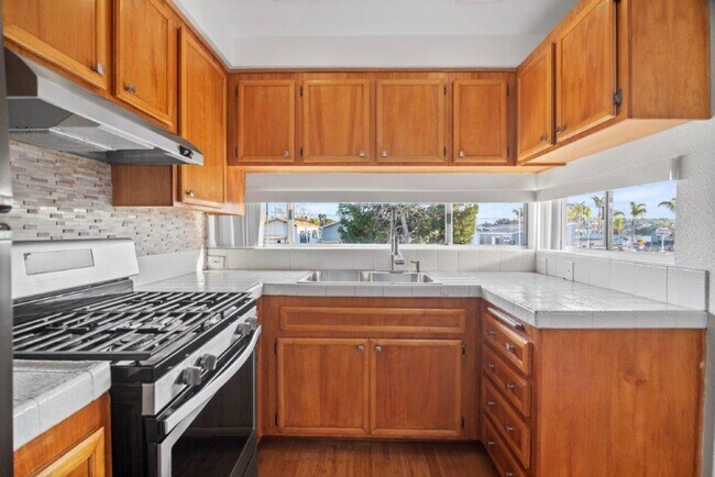 Foto del edificio - 125 Hillcrest Drive