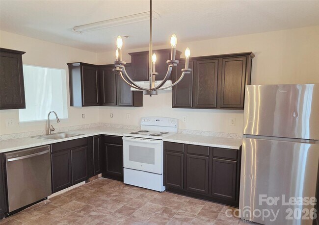 Foto del edificio - 2116 Sebastiani Dr