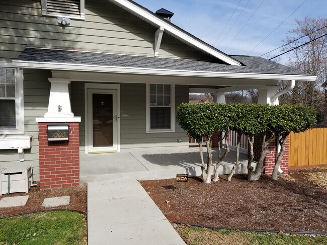 Foto del edificio - 1000 Acklen Ave