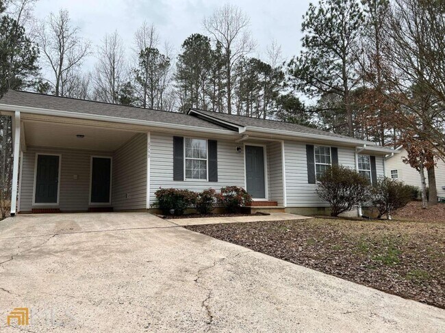 Foto del edificio - 6590 A C Smith Rd