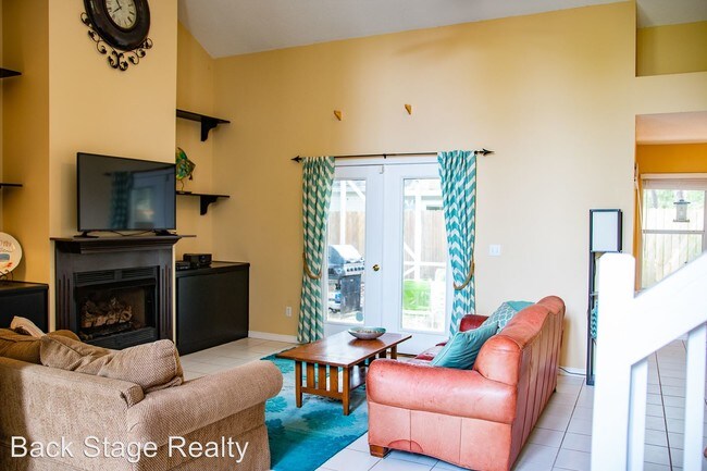 Building Photo - 3 br, 2.5 bath House - 258 Parkwood Circle