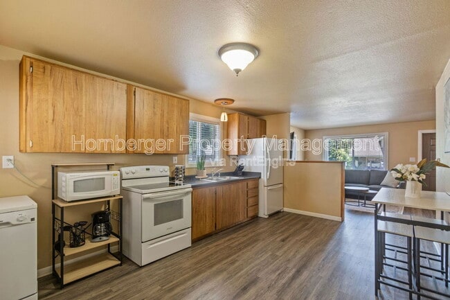Foto del edificio - 727 E 9th Ave
