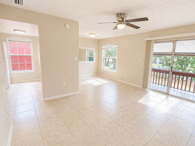 Foto del edificio - FOR RENT – CHARMING 1-BEDROOM CONDO IN SAINT PETERSBURG, FL