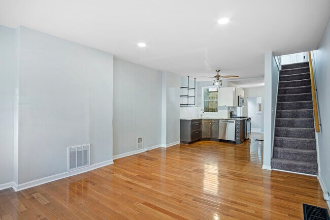 Foto del edificio - 2521 Memphis St