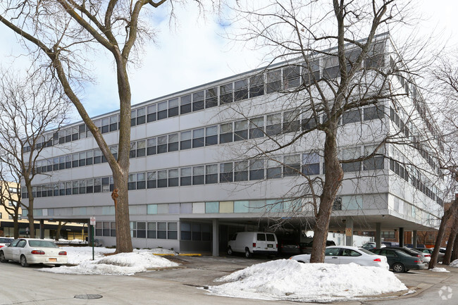 Building Photo - Shoreview Apartments