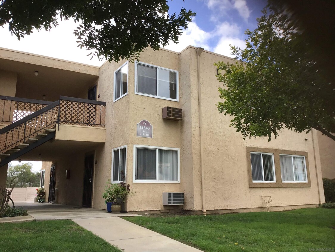 Primary Photo - 12643 Robison Blvd