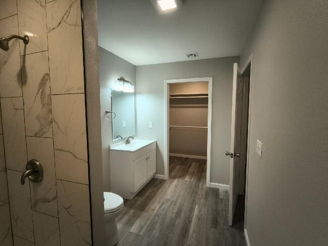 Foto del edificio - 1025 N Quincy Ave