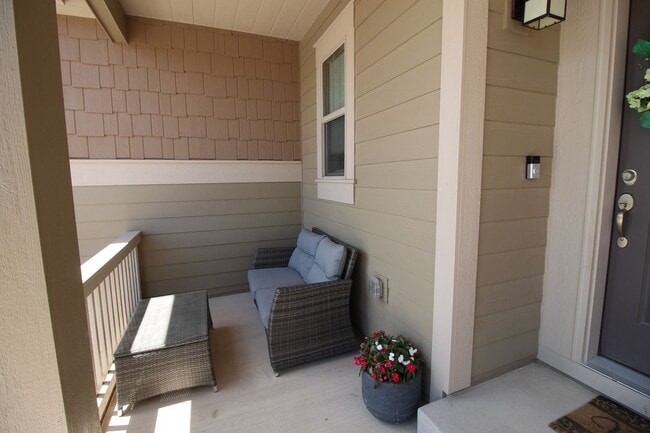 Foto del edificio - Amazing 4bdrm home in Forest Lakes
