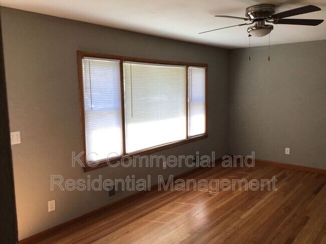 Foto del edificio - 1500 NE 76th Terrace