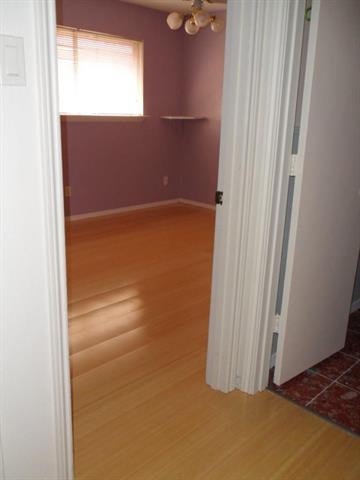 Foto del edificio - 2111 Blossom Ln