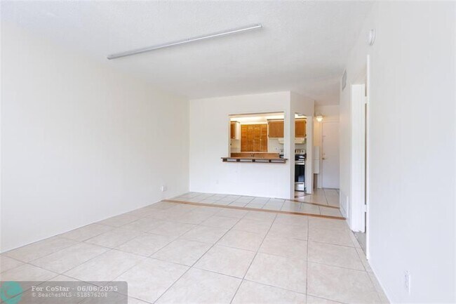 Foto del edificio - 1001 SE 16th St