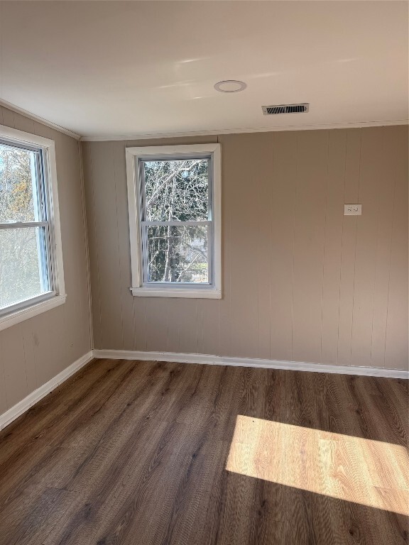 Building Photo - 712 Pickwick Dr