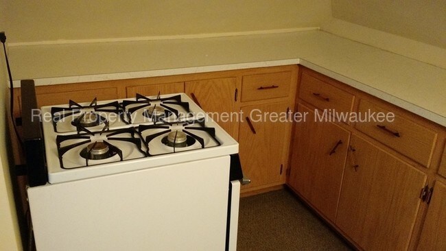 Building Photo - One Bedroom Upper with Heat & Water Included