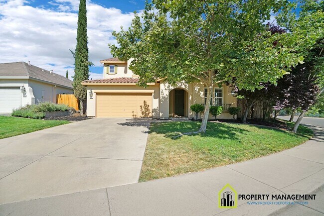Building Photo - Charming 3-4 Bedroom Home with Top-Rated S...