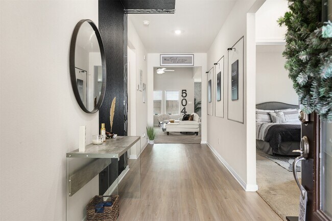 Foto del edificio - 14209 Freeboard Dr