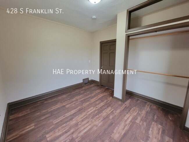 Foto del edificio - 428 S Franklin St.