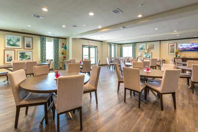 Dining Room - Bell Tower Reserve