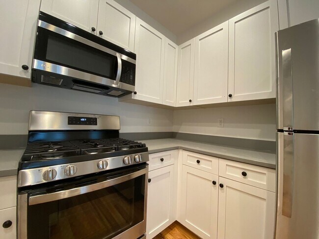 Foto del edificio - 55 Dubois St