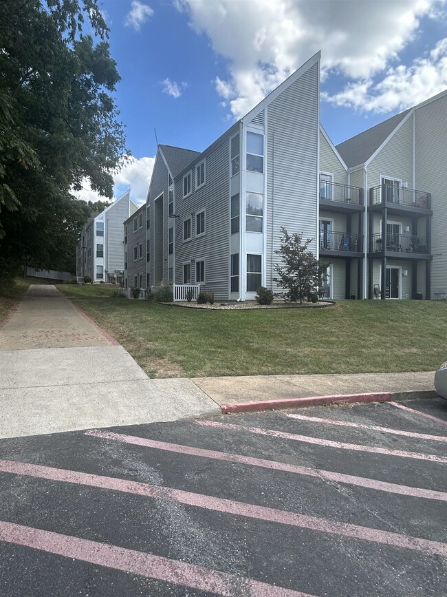 Foto del edificio - 1384 Hunters Rd