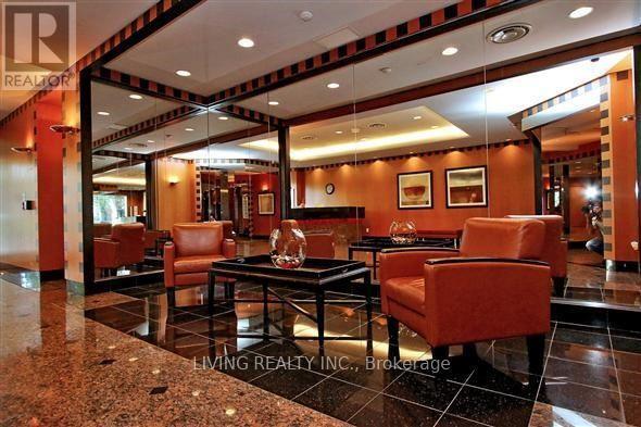 Building Photo - 18 Hillcrest Ave