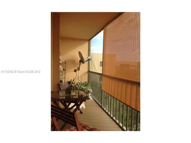 Foto del edificio - 8015 SW 107th Ave