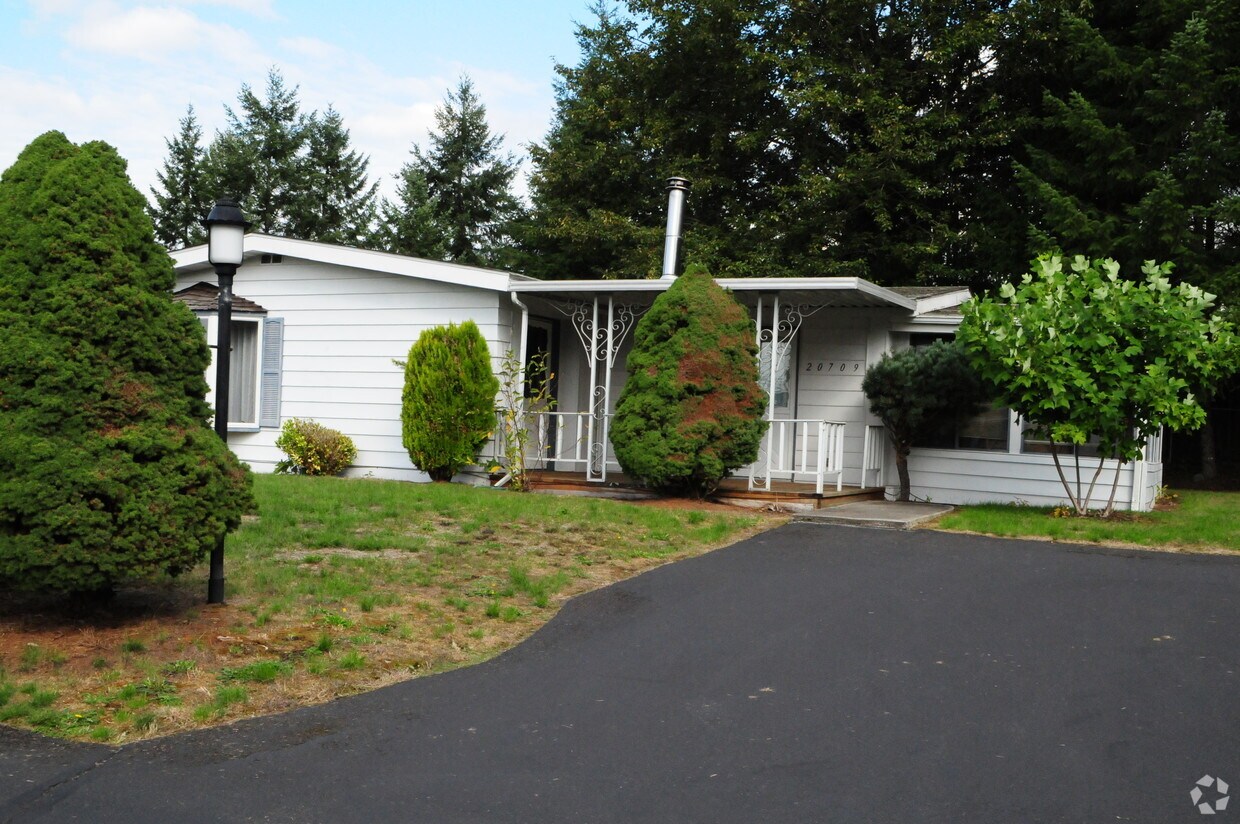 Enchanted Firs Apartments in Spanaway, WA
