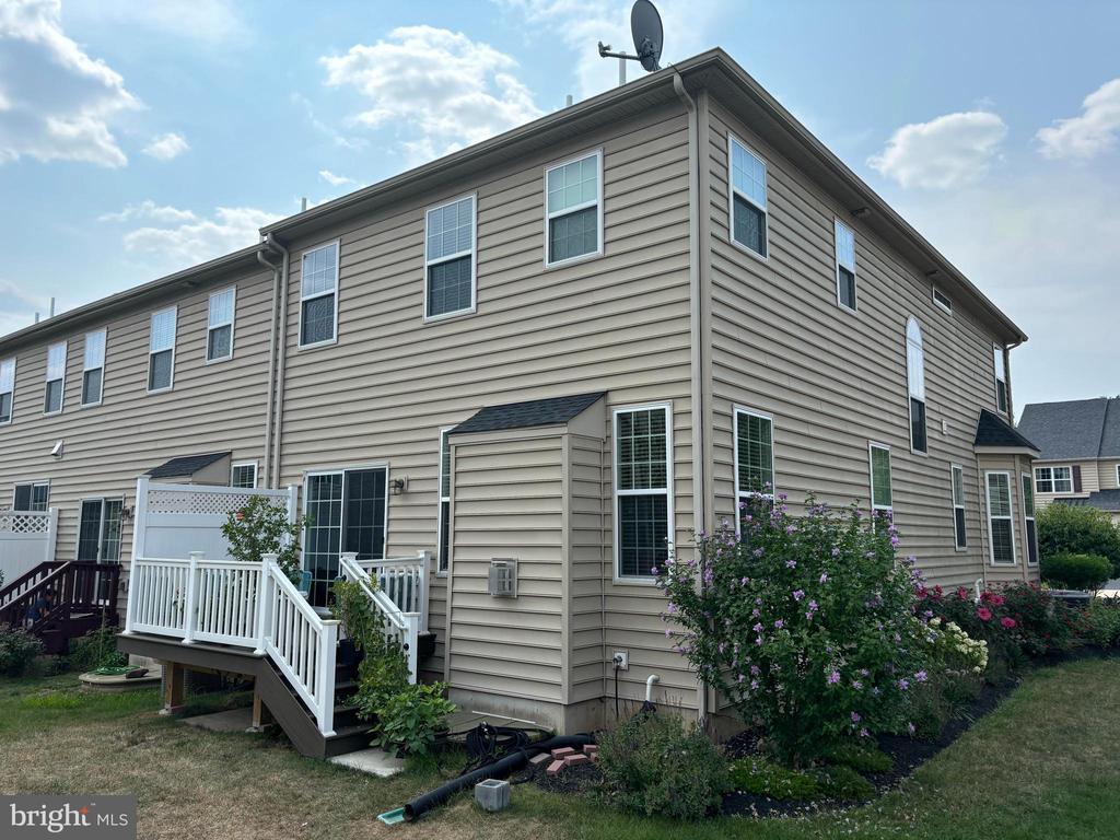 Foto principal - 3235 Brookside Dr