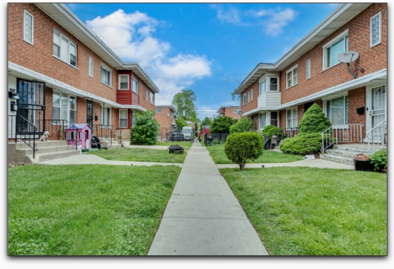 Building Photo - 5064 W Van Buren St