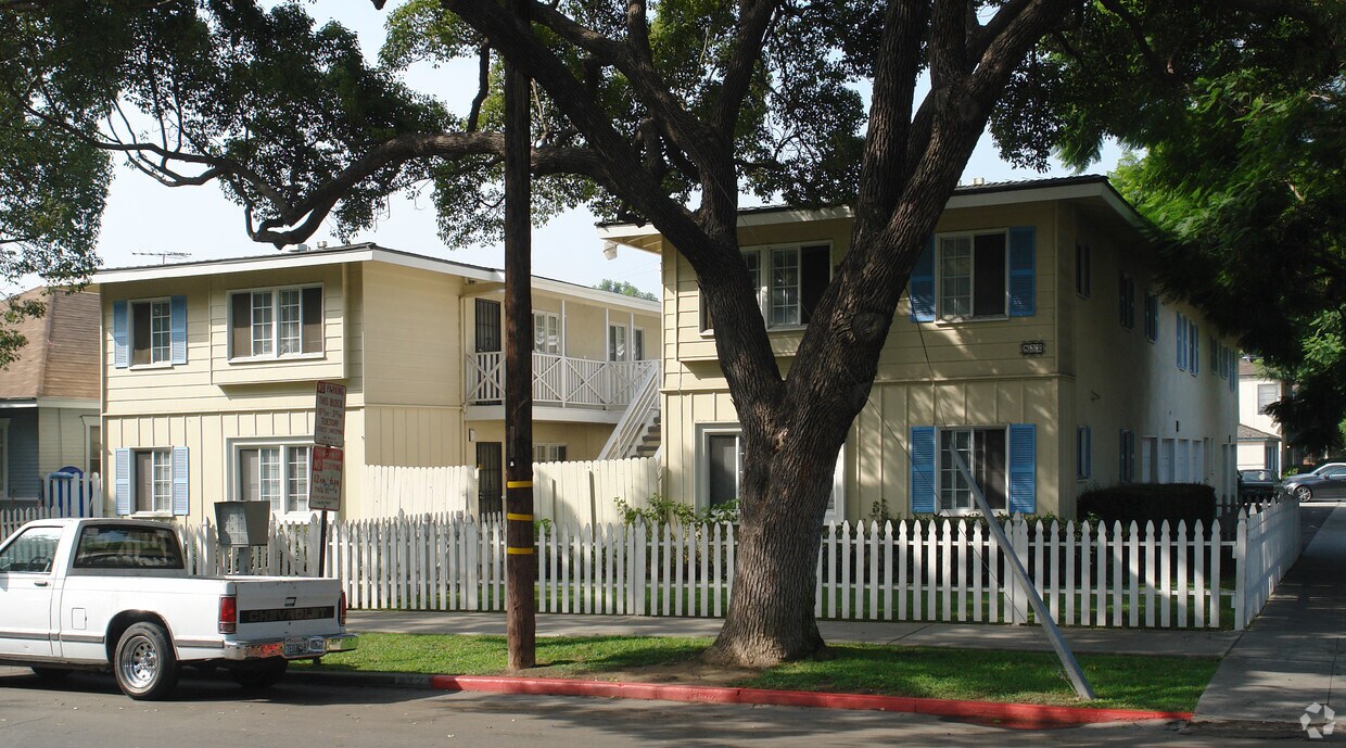Foto del edificio - 832 Garfield St