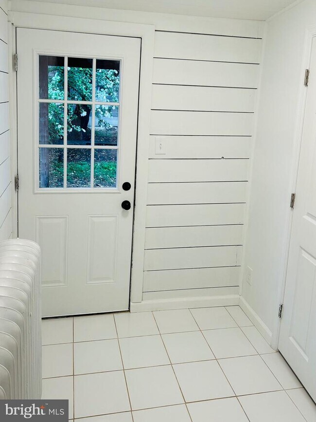 135 Leverington Ave, Philadelphia, PA 19127 House Rental in