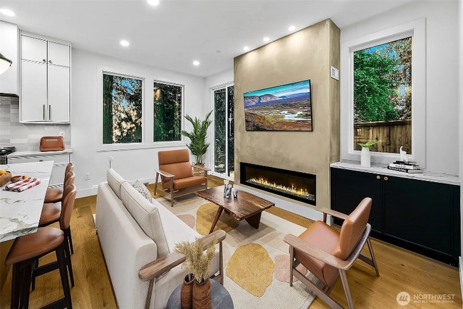 Building Photo - 7317 128th Ave NE