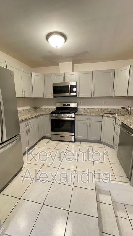 Building Photo - 4809 Taney Ave