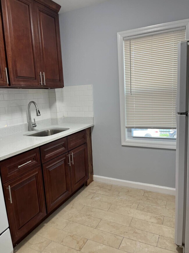 Foto del edificio - 93-04-93241 241st St